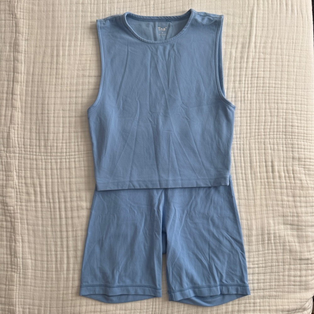 Aritzia tna butter workout set